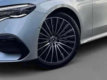 MERCEDES-BENZ E 200 AMG Premium Night Burmester Memo&hellip;