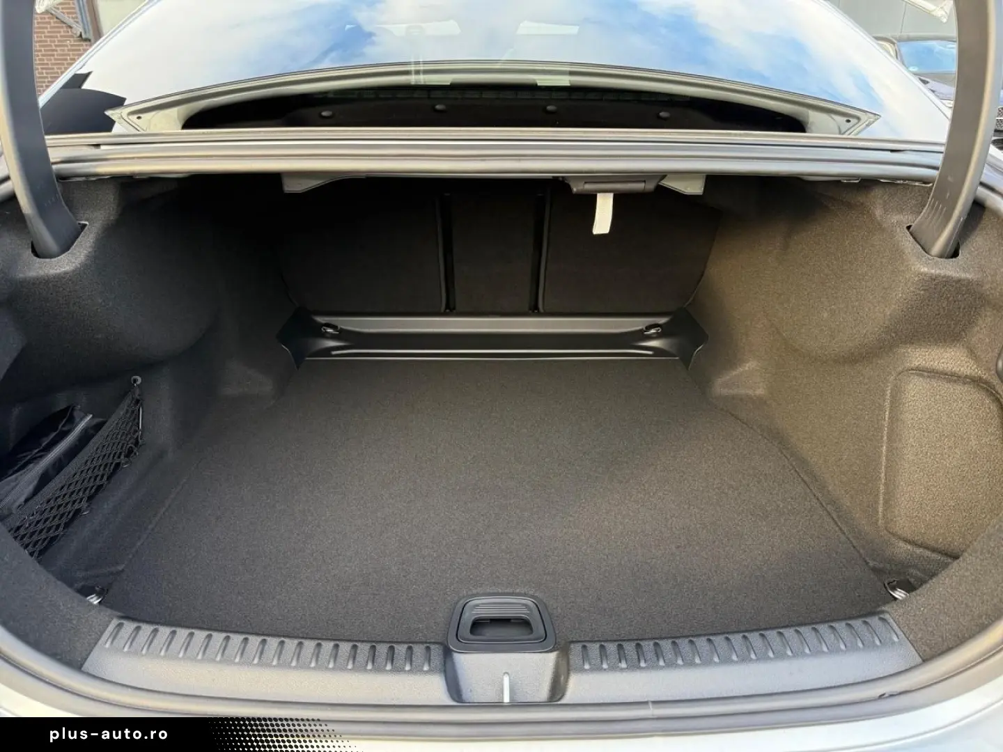 MERCEDES-BENZ E 200 AMG Premium Night Burmester Memo&hellip;