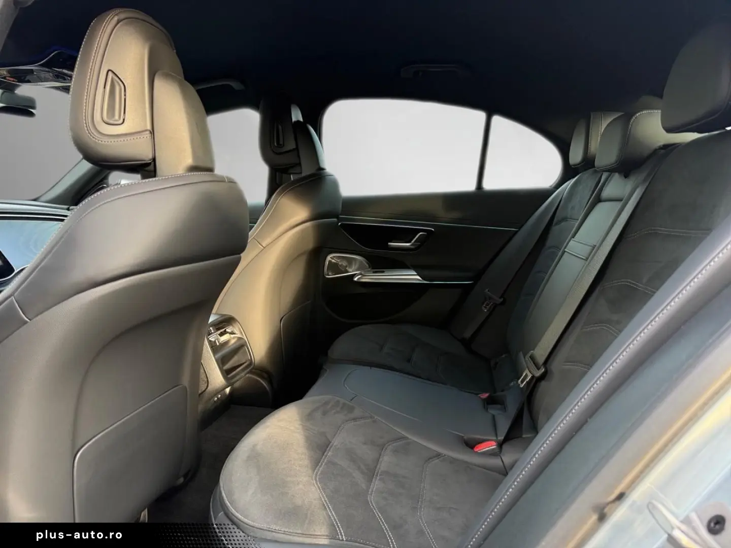 MERCEDES-BENZ E 200 AMG Premium Night Burmester Memo&hellip;