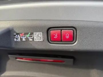 MERCEDES-BENZ E 200 AMG Premium Night Burmester Memo&hellip;