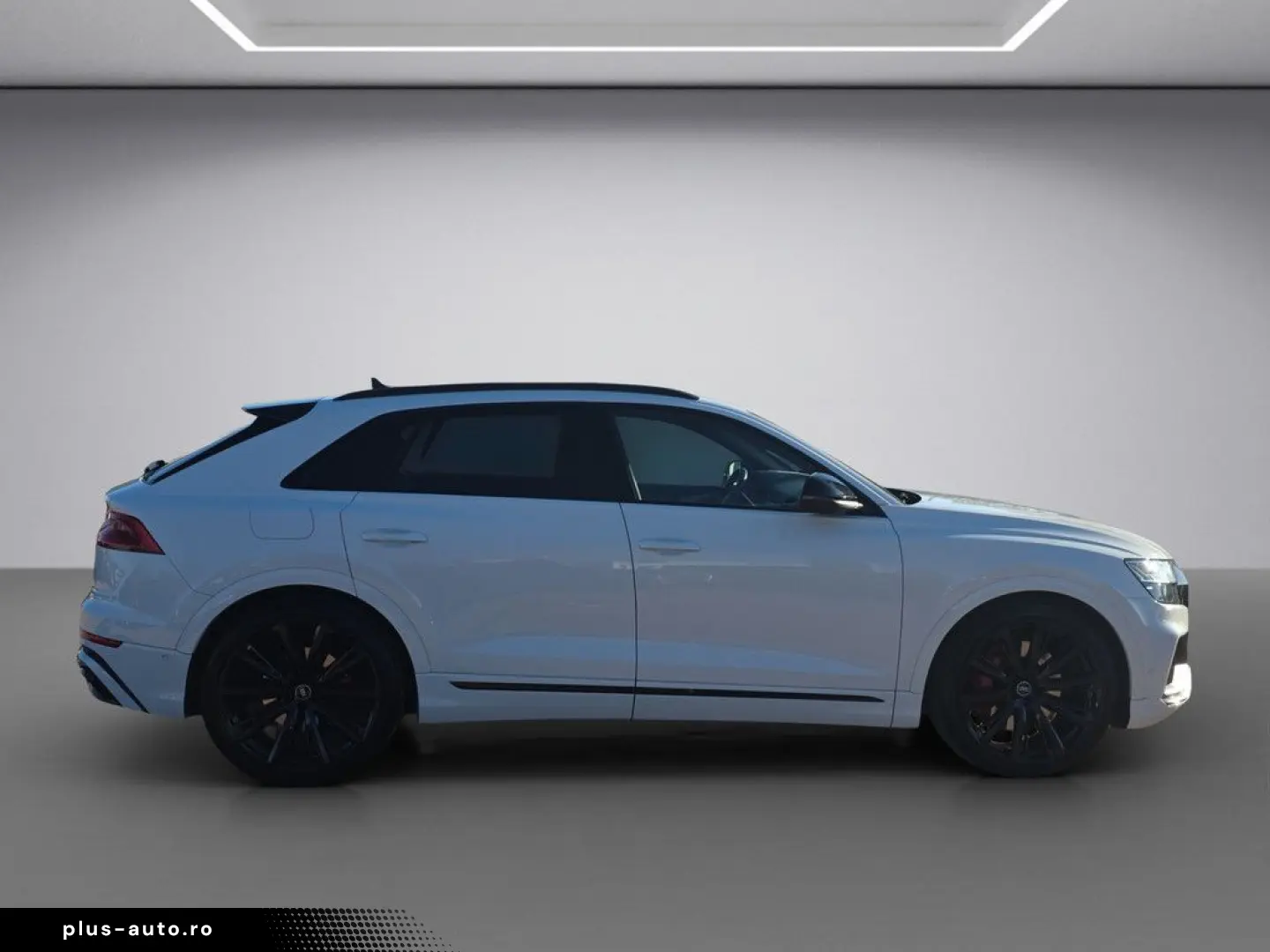 AUDI Q8 55 TFSI e quattro