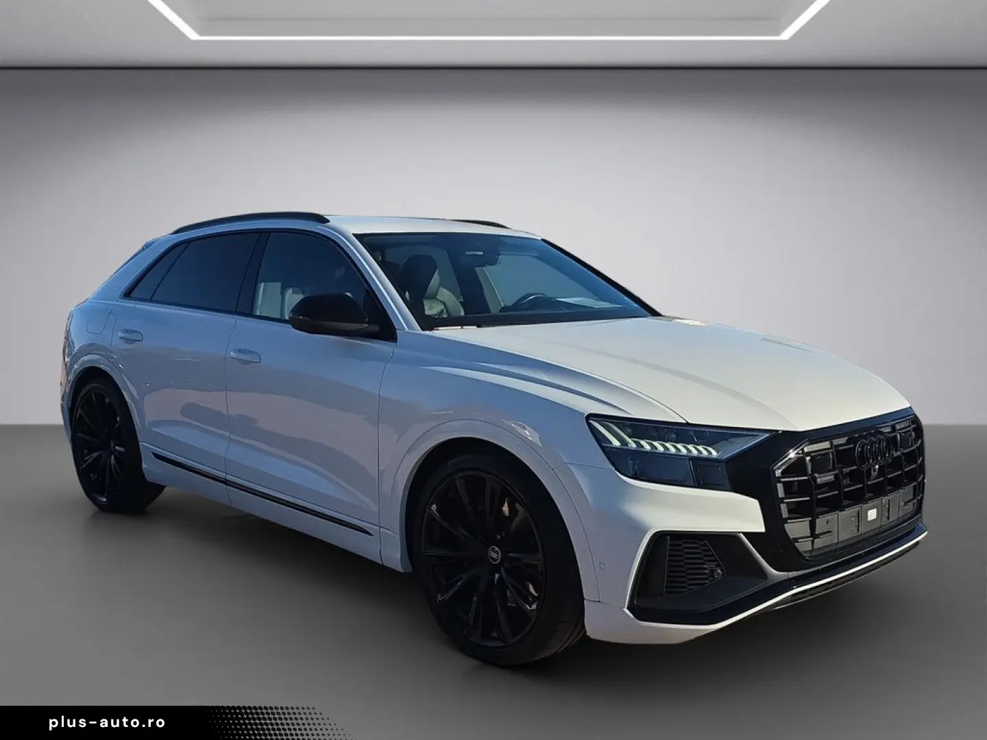 AUDI Q8 55 TFSI e quattro