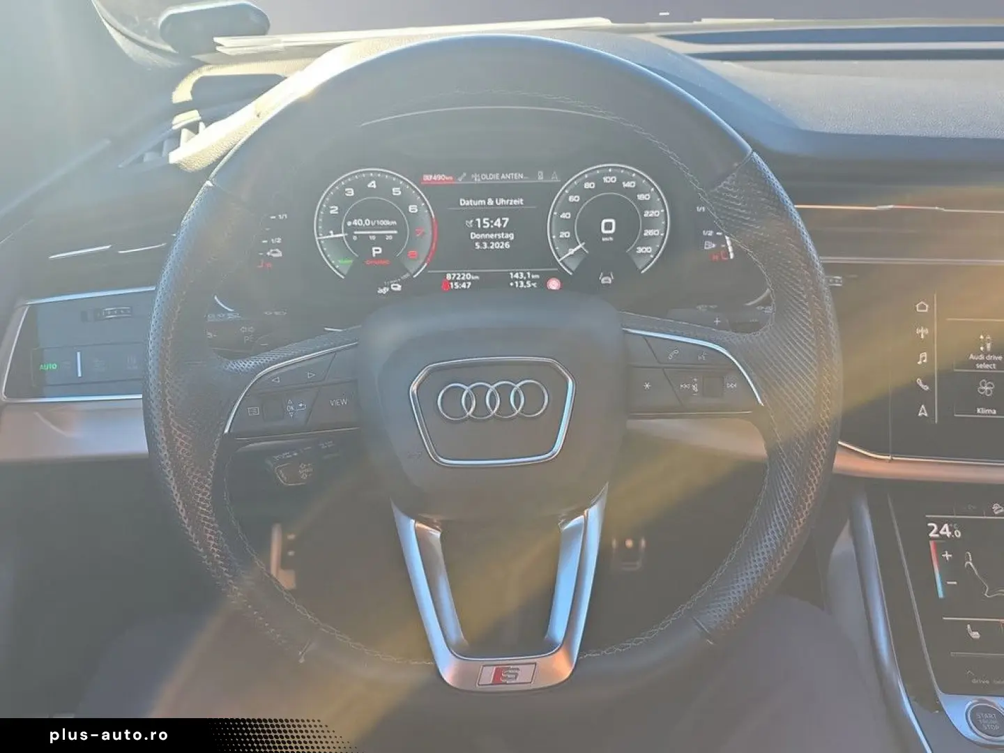 AUDI Q8 55 TFSI e quattro