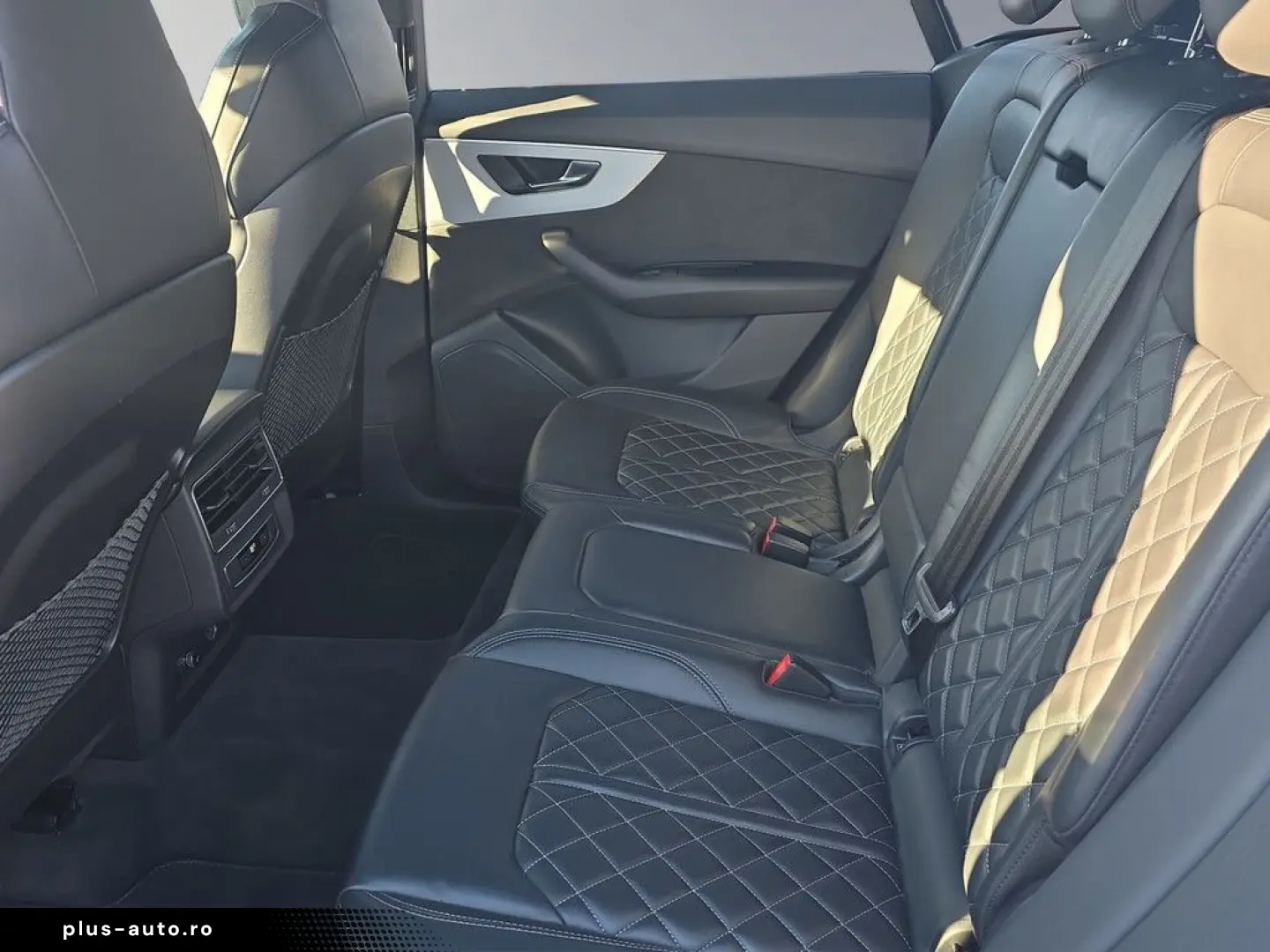 AUDI Q8 55 TFSI e quattro