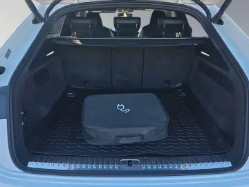 AUDI Q8 55 TFSI e quattro