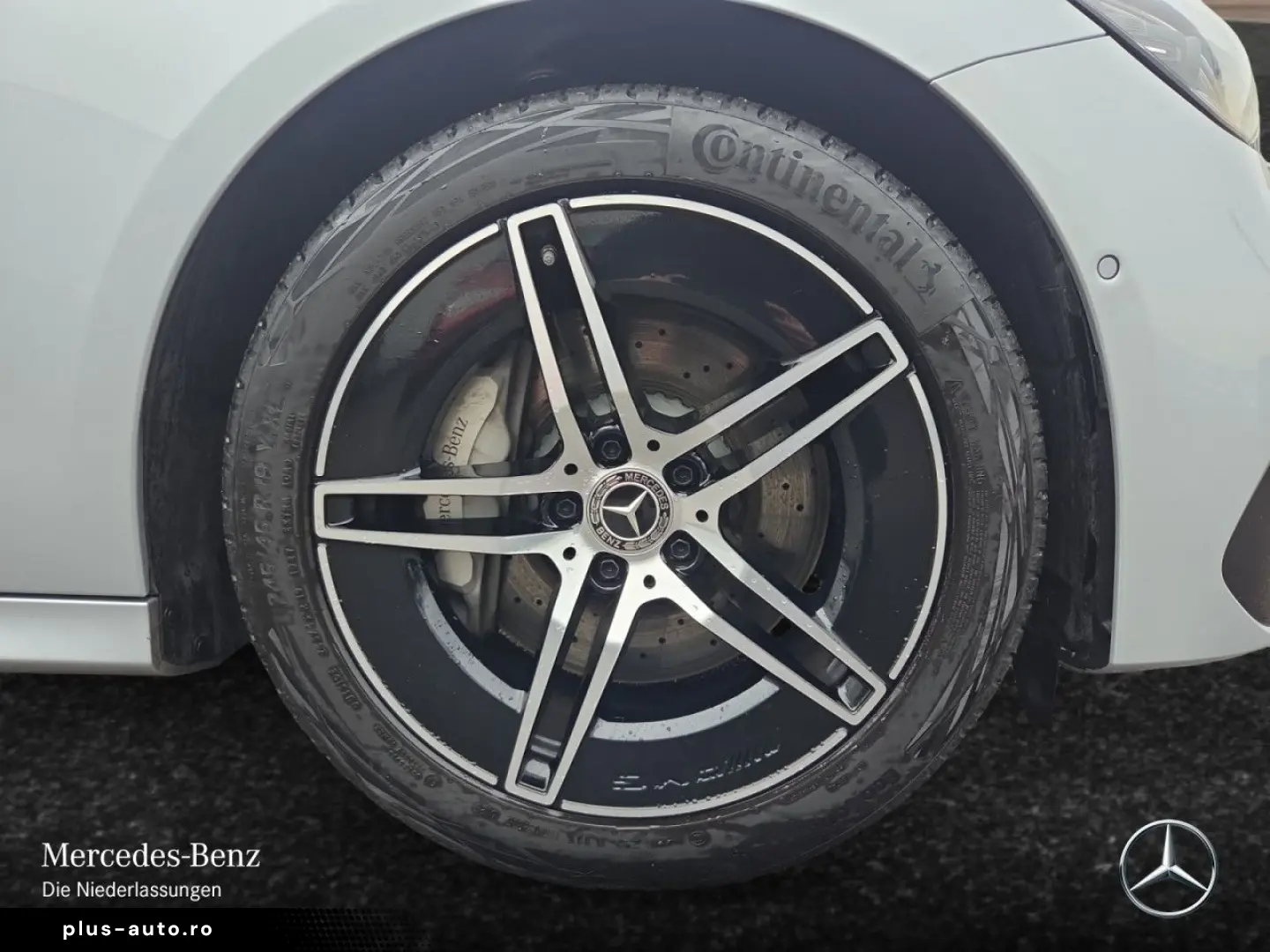 MERCEDES-BENZ E 300 e AMG ADVANCED  DC NIGHT 19  DIGI-LIGHT