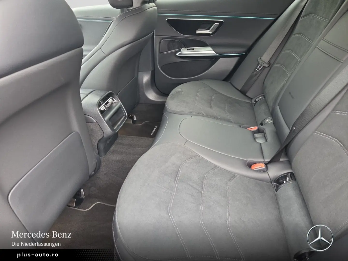 MERCEDES-BENZ E 300 e AMG ADVANCED  DC NIGHT 19  DIGI-LIGHT