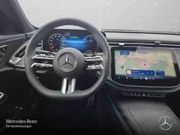 MERCEDES-BENZ E 300 e AMG ADVANCED  DC NIGHT 19  DIGI-LIGHT