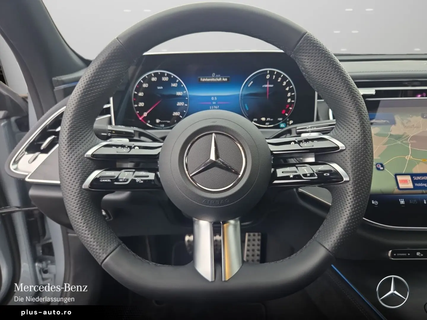 MERCEDES-BENZ E 300 e AMG ADVANCED  DC NIGHT 19  DIGI-LIGHT