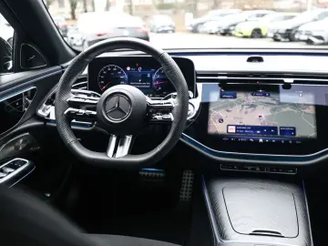 MERCEDES-BENZ E 200 AMG Sport Advanced Superscreen A&hellip;