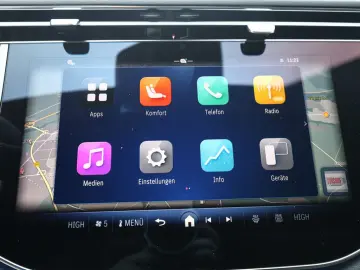 MERCEDES-BENZ E 200 AMG Sport Advanced Superscreen A&hellip;