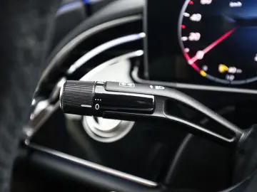 MERCEDES-BENZ E 200 AMG Sport Advanced Superscreen A&hellip;