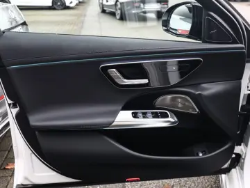 MERCEDES-BENZ E 200 AMG Sport Advanced Superscreen A&hellip;