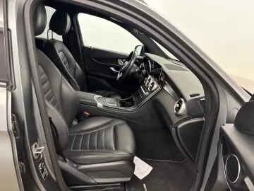 Mercedes-Benz GLC 300 AMG Line