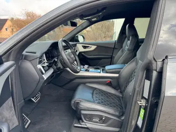 AUDI Q8 S line 55 TFSIe qu. ACC B&O HDMATRIX HEAD LED