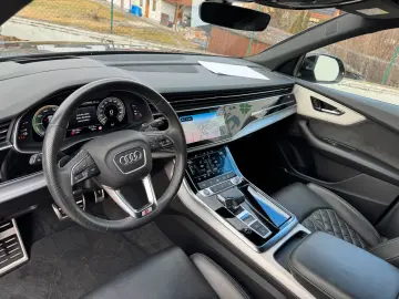 AUDI Q8 S line 55 TFSIe qu. ACC B&O HDMATRIX HEAD LED