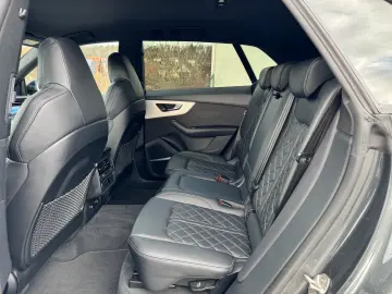 AUDI Q8 S line 55 TFSIe qu. ACC B&O HDMATRIX HEAD LED