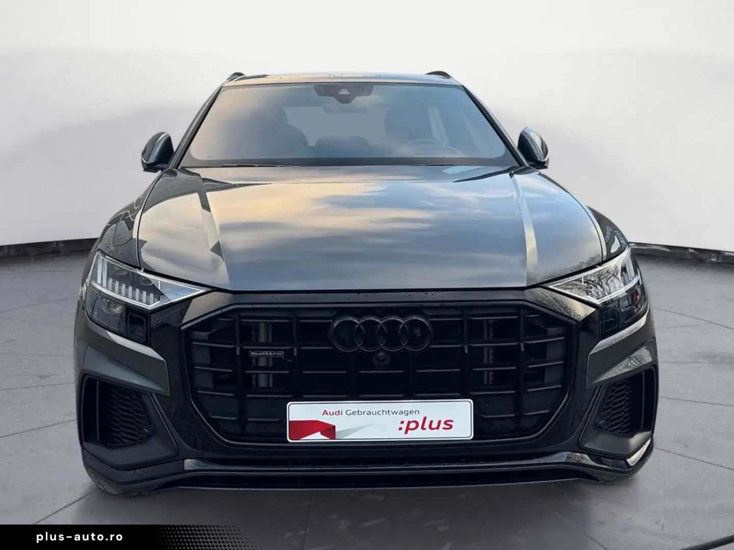 AUDI Q8 55 TFSIe quattro tiptronic S line  Parken HD