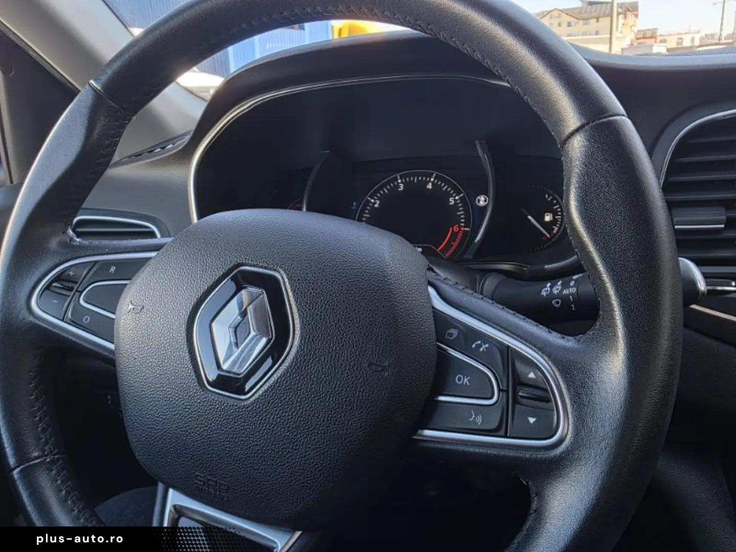 RENAULT MEGANE 1.3 TCe 116CP Zen