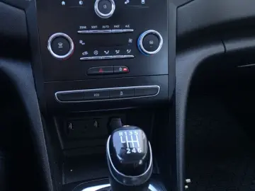 RENAULT MEGANE 1.3 TCe 116CP Zen