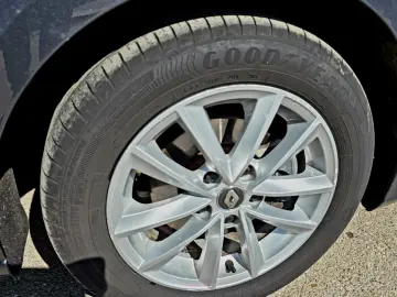 RENAULT MEGANE 1.3 TCe 116CP Zen