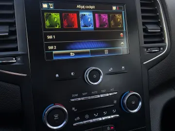 RENAULT MEGANE 1.3 TCe 116CP Zen