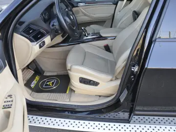 BMW X5M V8 4.8i xDRIVE 355CP