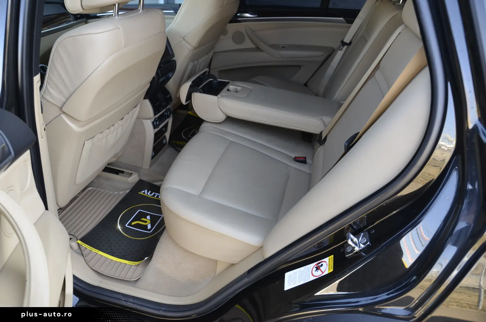 BMW X5M V8 4.8i xDRIVE 355CP