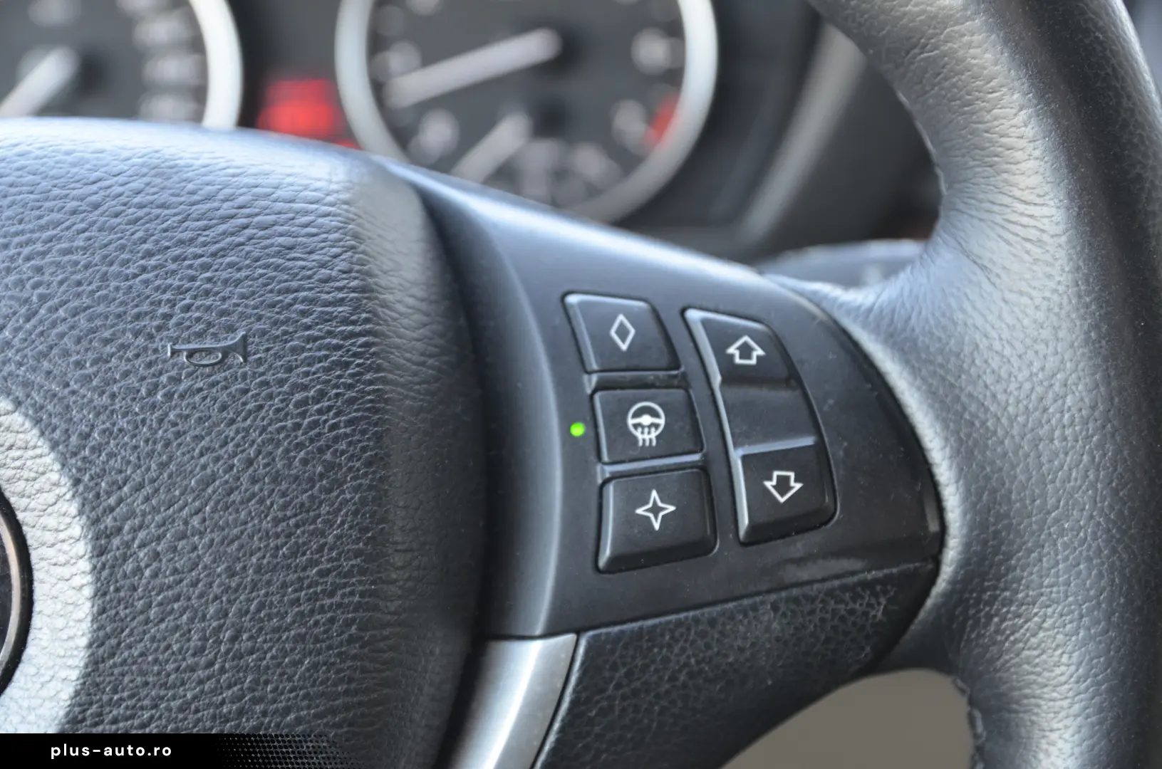 BMW X5M V8 4.8i xDRIVE 355CP