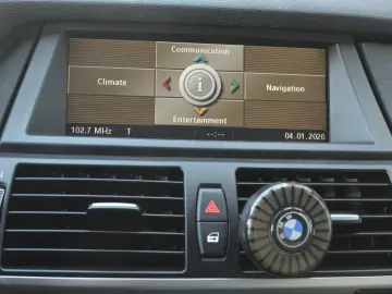 BMW X5M V8 4.8i xDRIVE 355CP