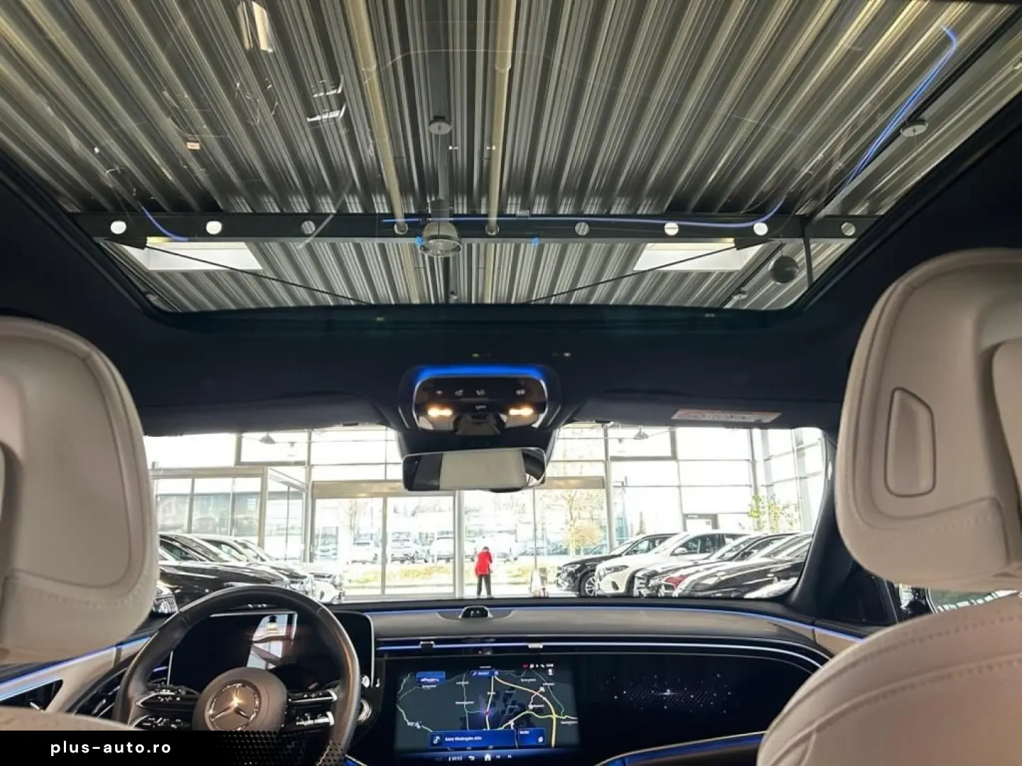 MERCEDES-BENZ E 200 Limousine AMG SUPERSCREEN DIGITAL 360