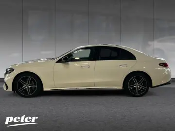 MERCEDES-BENZ E 200 Limousine AMG SUPERSCREEN DIGITAL 360