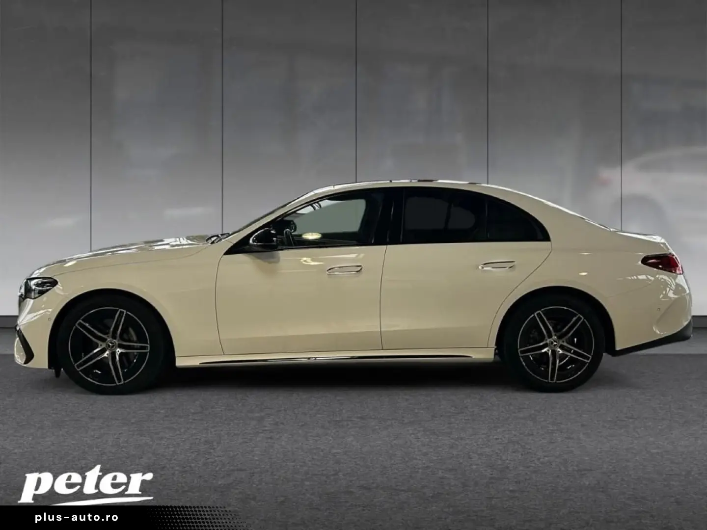 MERCEDES-BENZ E 200 Limousine AMG SUPERSCREEN DIGITAL 360