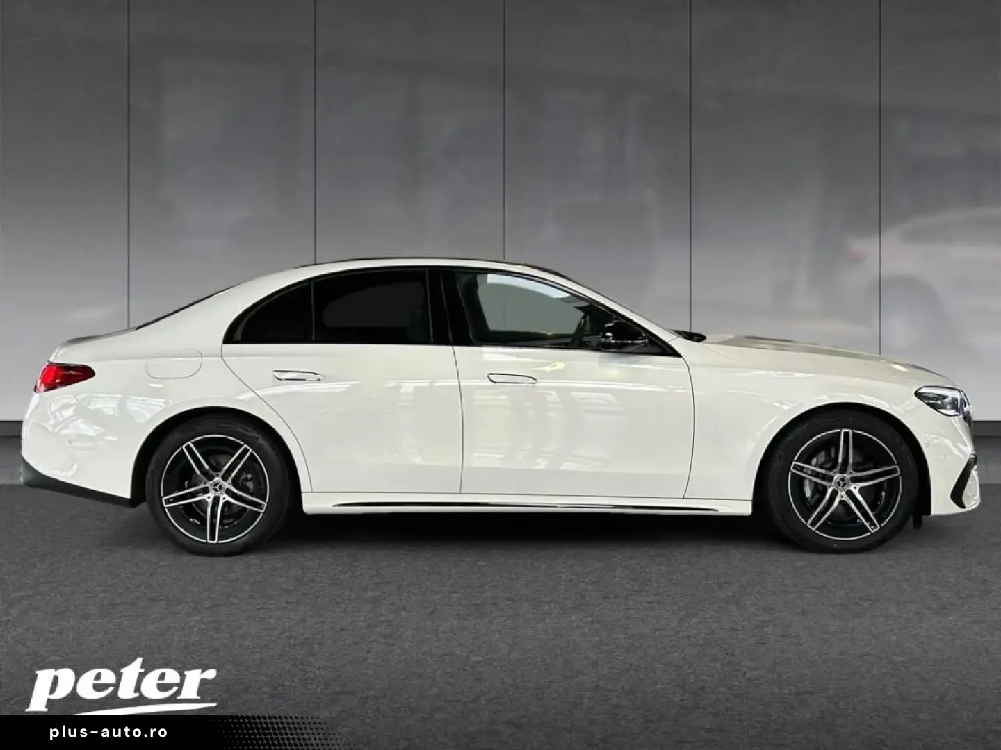 MERCEDES-BENZ E 200 Limousine AMG SUPERSCREEN DIGITAL 360