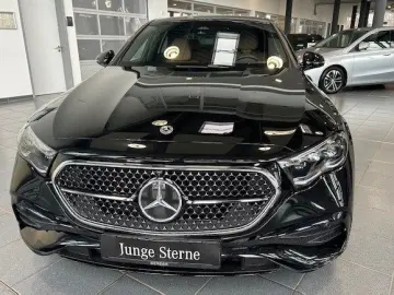 MERCEDES-BENZ E 200 AMG Night Superscreen Memory Dis&hellip;