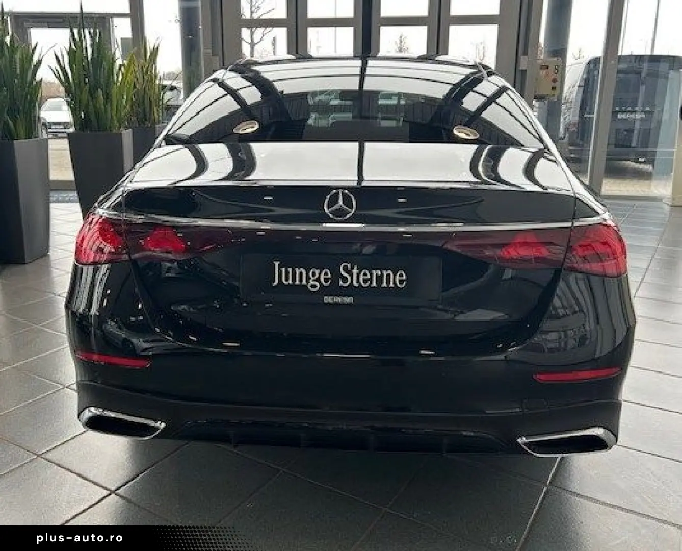 MERCEDES-BENZ E 200 AMG Night Superscreen Memory Dis&hellip;