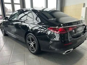 MERCEDES-BENZ E 200 AMG Night Superscreen Memory Dis&hellip;