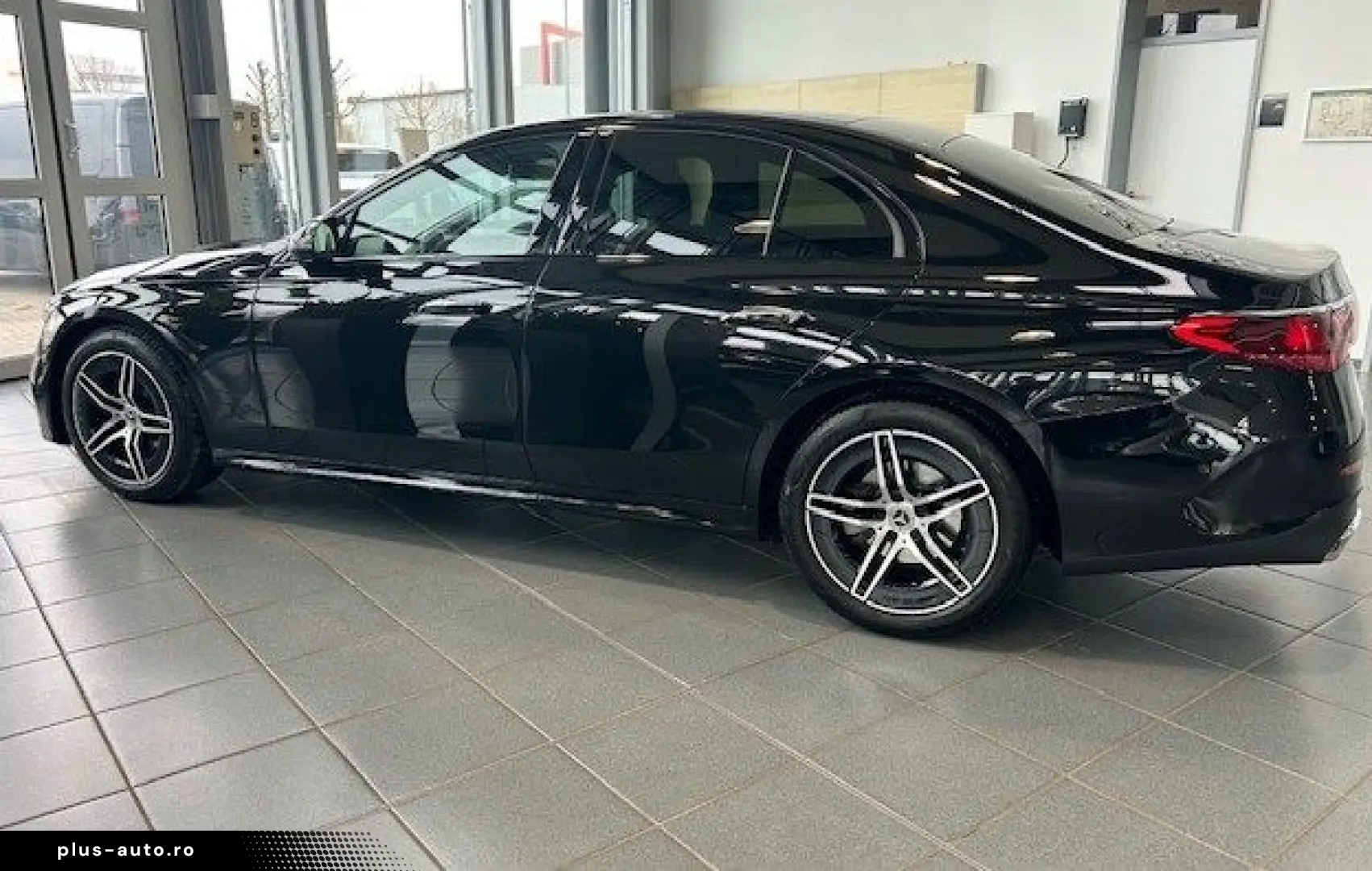 MERCEDES-BENZ E 200 AMG Night Superscreen Memory Dis&hellip;