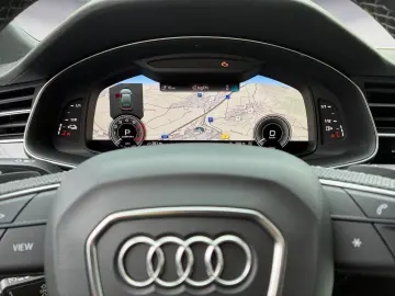 AUDI Q8 55 TFSIe quattro tiptronic S line  PARKEN HD-