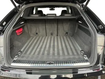 AUDI Q8 55 TFSIe quattro tiptronic S line  PARKEN HD-