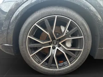 AUDI Q8 50 TDI Q S LINE LM22 B&O STHZG