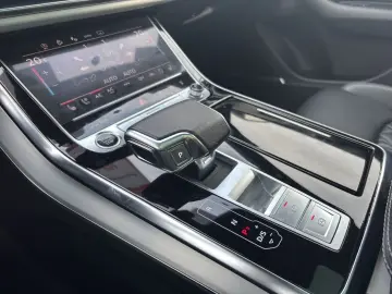 AUDI Q8 50 TDI Q S LINE LM22 B&O STHZG