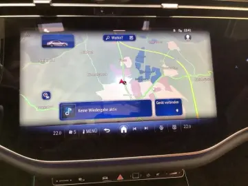 MERCEDES-BENZ E 200 AMG SUPERSCREEN