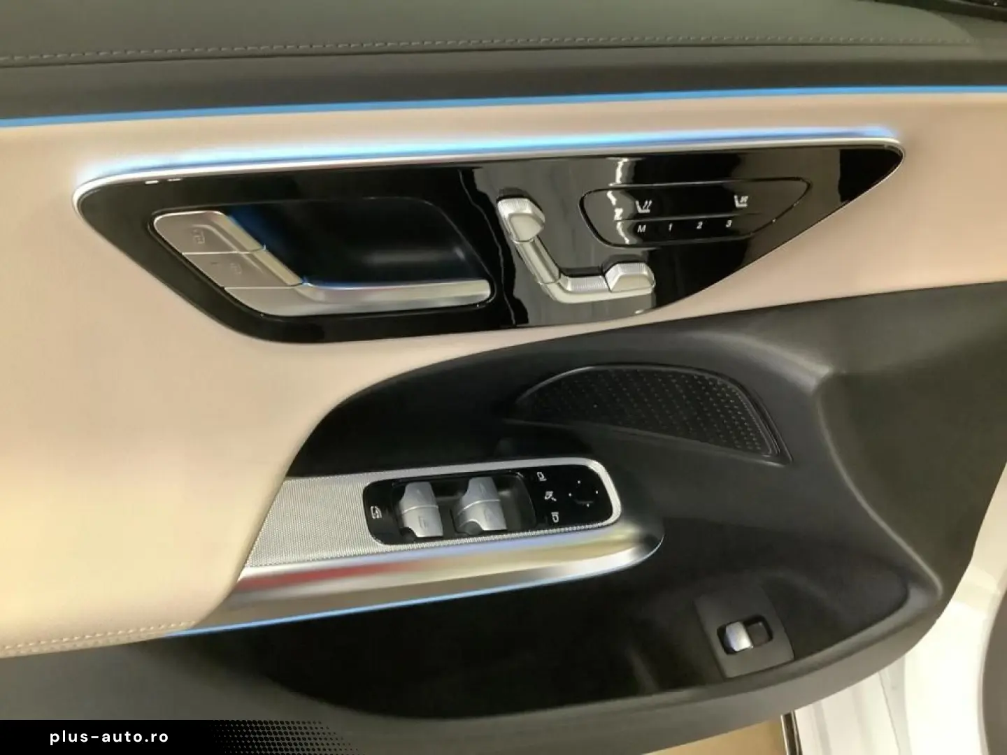 MERCEDES-BENZ E 200 Limousine AMG NIGHT 19'&apo&hellip;