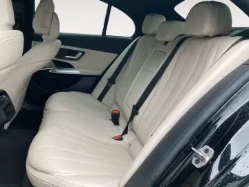 Mercedes-Benz E 200 Lim AMG' Superscreen Burmester