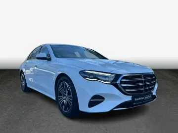 Mercedes-Benz E 200 EXCLUSIVE Premium Superscreen