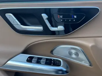 Mercedes-Benz E 200 EXCLUSIVE Premium Superscreen