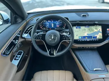 Mercedes-Benz E 200 EXCLUSIVE Premium Superscreen