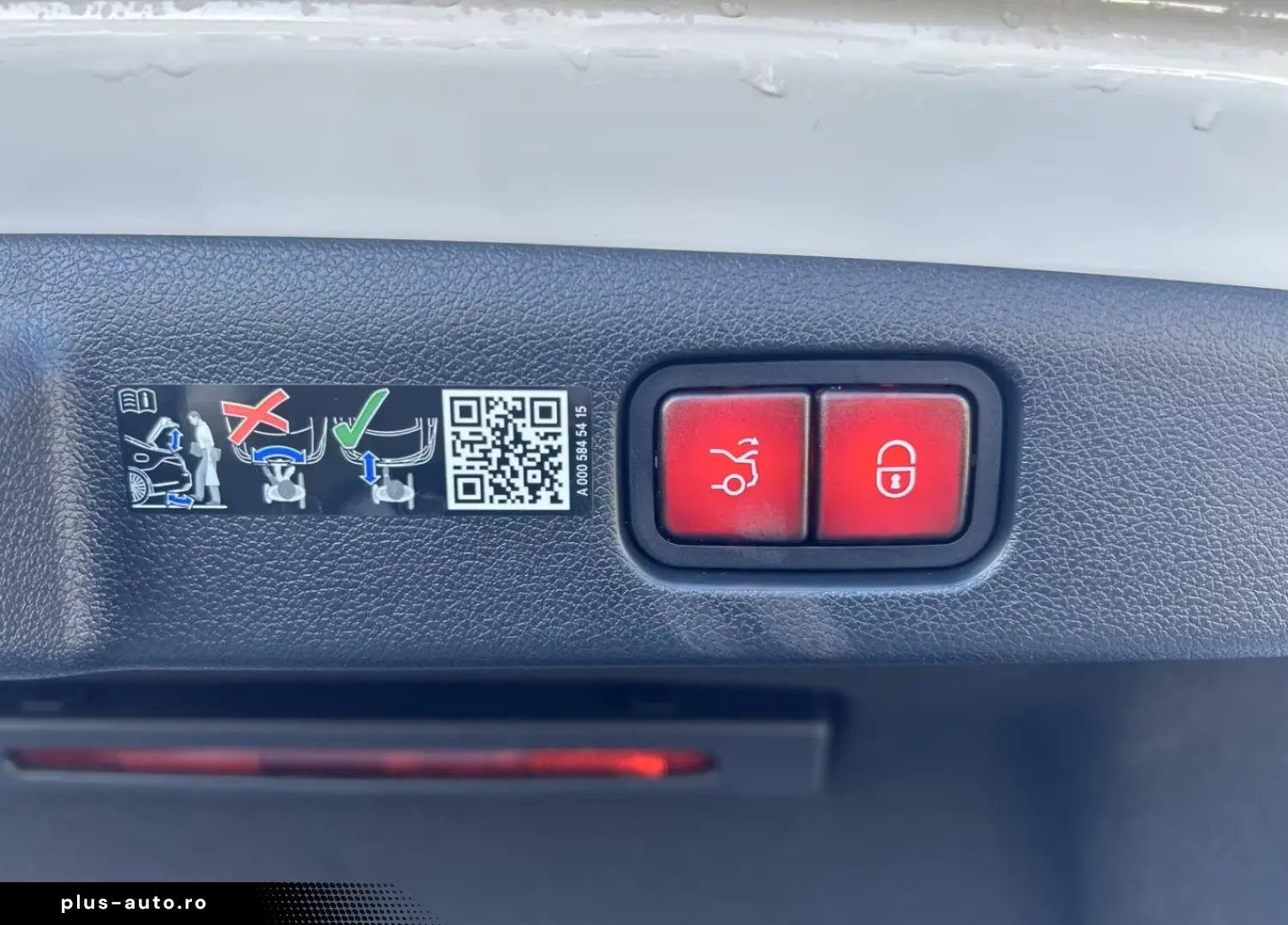 Mercedes-Benz E 200 EXCLUSIVE Premium Superscreen