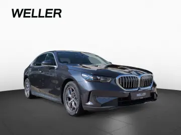 BMW 520i Aut.Lim.Adapt.LED LiCoProf H K PA  DA Memo